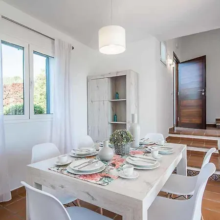 Torre Soli Nou Sleeps 7 Pool Air Con Wifi Willa